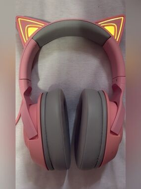 Razer Kraken Kitty Edition Quartz Pink Wireless Bluetooth Gaming Headset